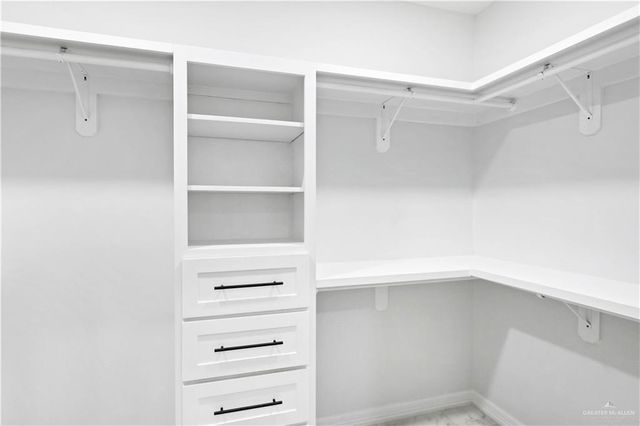 830 Beanka Drive, La Feria, TX 78559