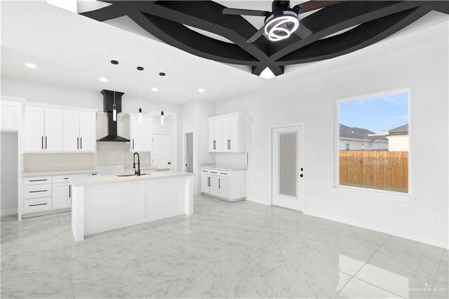 830 Beanka Drive, La Feria, TX 78559