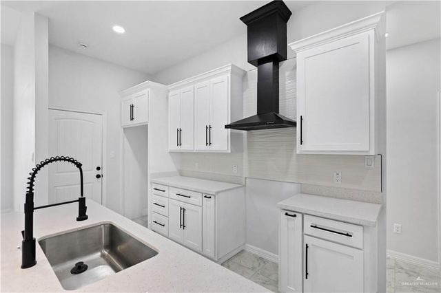 830 Beanka Drive, La Feria, TX 78559