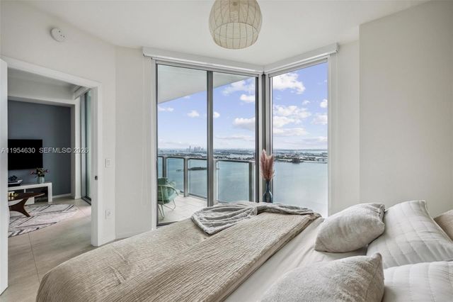 2900 NE 7th Ave 4208, Miami, FL 33137