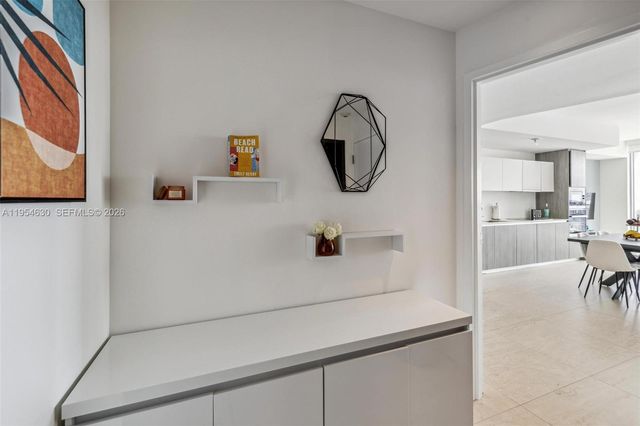 2900 NE 7th Ave 4208, Miami, FL 33137