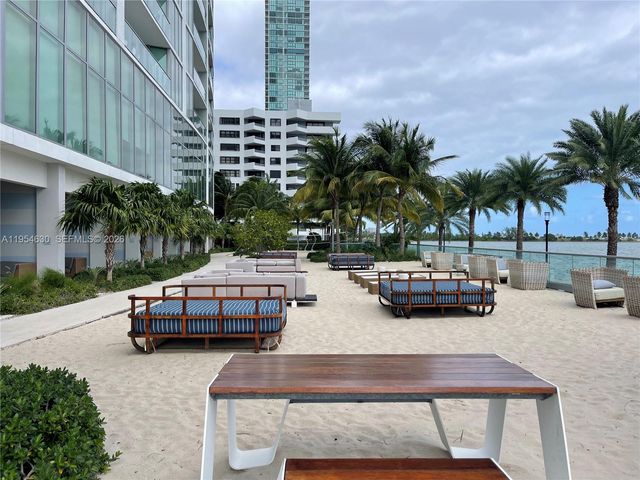 2900 NE 7th Ave 4208, Miami, FL 33137