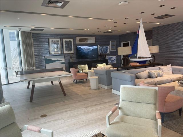 2900 NE 7th Ave 4208, Miami, FL 33137