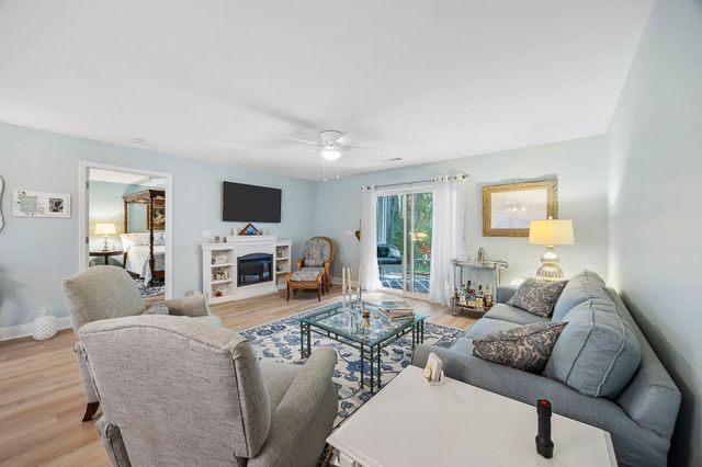 4826 Innisbrook Ct Apt 902, Myrtle Beach, SC 29579