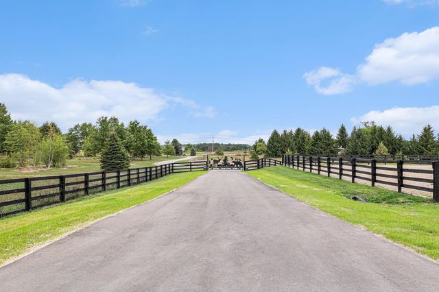 6424 Brackett Road, Williamsburg, MI 49690