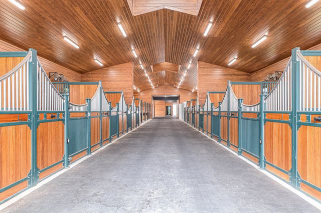 6424 Brackett Road, Williamsburg, MI 49690