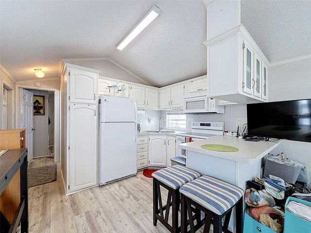2092 CULBREATH ROAD A42, Brooksville, FL 34602