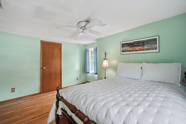 24 Sedgelia Street, Springfield, MA 01104