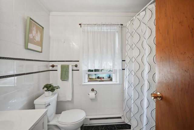 24 Sedgelia Street, Springfield, MA 01104