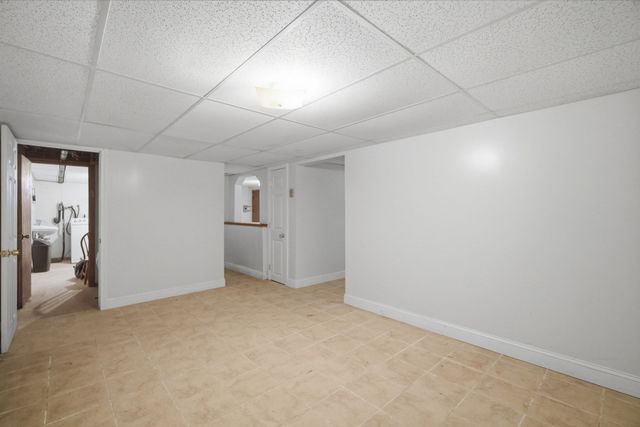 24 Sedgelia Street, Springfield, MA 01104