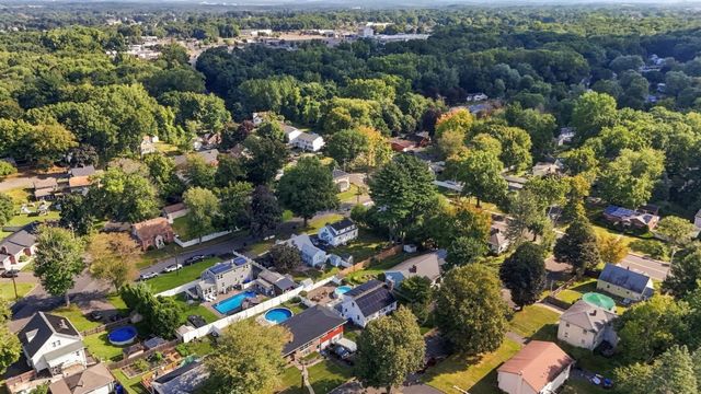 24 Sedgelia Street, Springfield, MA 01104