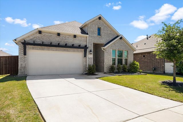 1872 Big Spring Drive, Forney, TX 75126