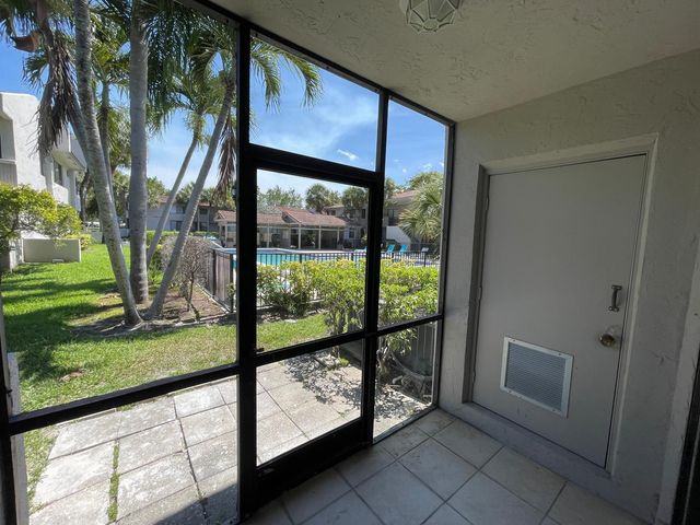 9509 SW 1st Court, Coral Springs, FL 33071