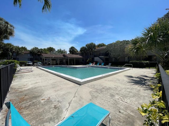 9509 SW 1st Court, Coral Springs, FL 33071