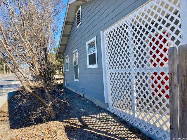 768 EDGEBROOK LANE, San Antonio, TX 78213