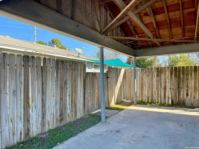 768 EDGEBROOK LANE, San Antonio, TX 78213