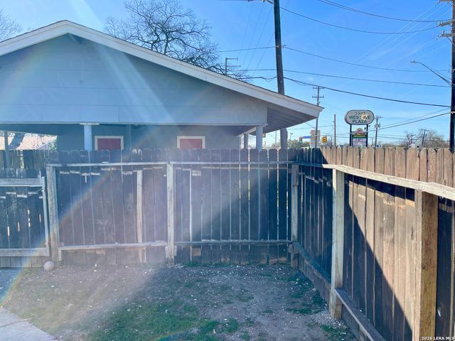 768 EDGEBROOK LANE, San Antonio, TX 78213