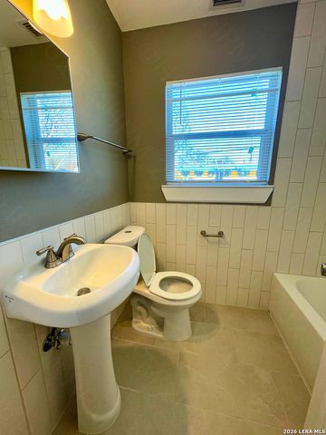 768 EDGEBROOK LANE, San Antonio, TX 78213