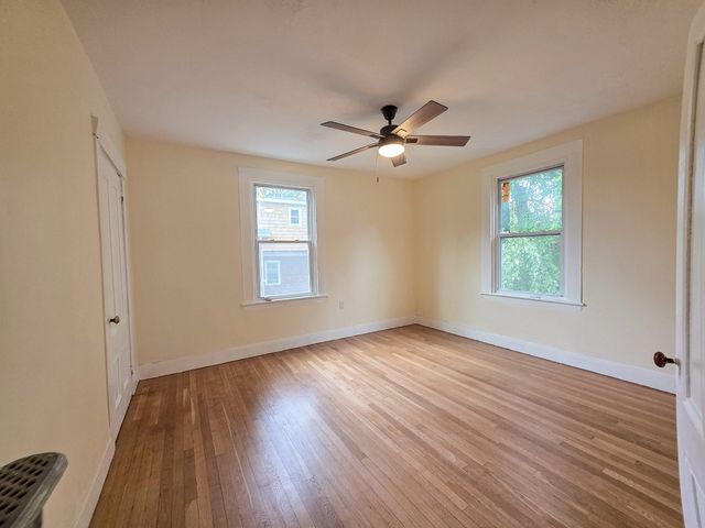 20 Chilcott Pl 2, Boston, MA 02130