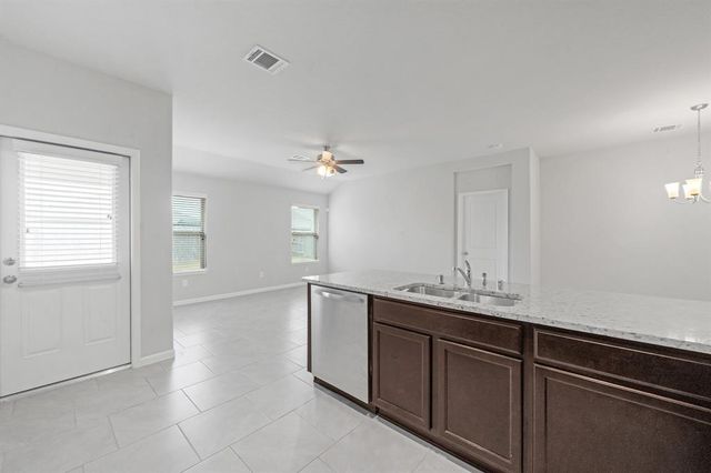 2130 Mirror Ridge Court, Texas City, TX 77568