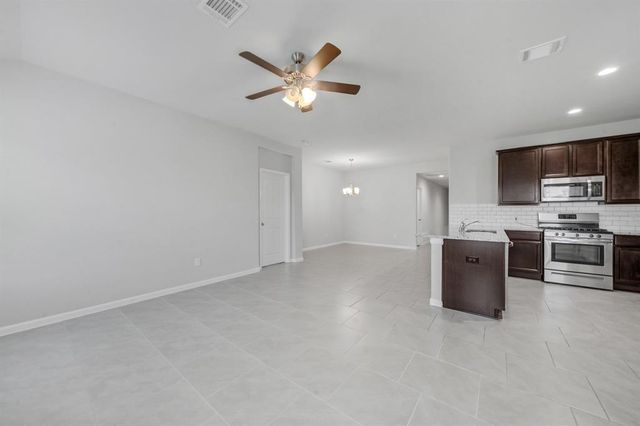 2130 Mirror Ridge Court, Texas City, TX 77568