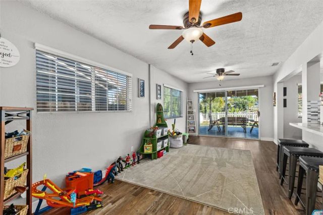 30698 Long Point, Canyon Lake, CA 92587