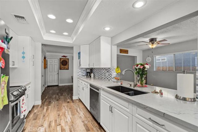 30698 Long Point, Canyon Lake, CA 92587