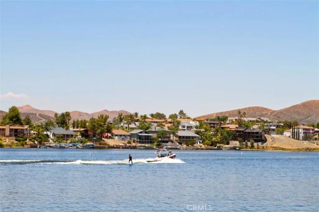 30698 Long Point, Canyon Lake, CA 92587