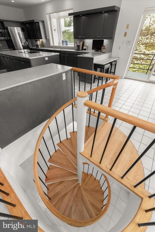 Image 30 of property listing at 11802 FARSIDE RD, Ellicott City, MD 21042