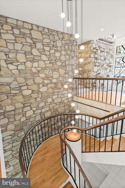 Image 45 of property listing at 11802 FARSIDE RD, Ellicott City, MD 21042