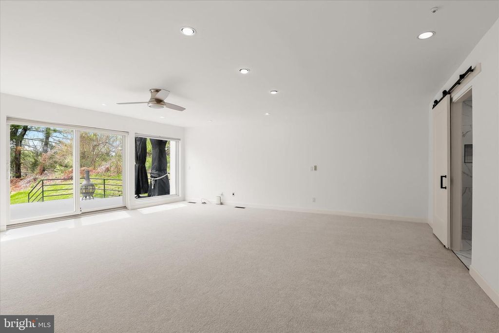 Image 49 of property listing at 11802 FARSIDE RD, Ellicott City, MD 21042