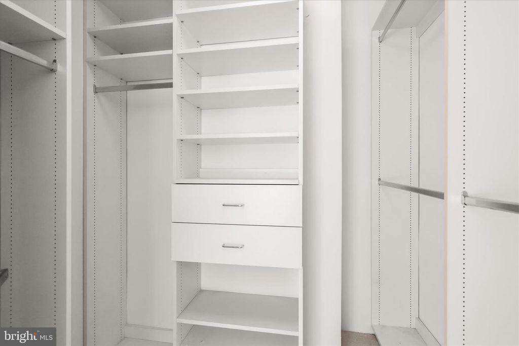 Image 54 of property listing at 11802 FARSIDE RD, Ellicott City, MD 21042