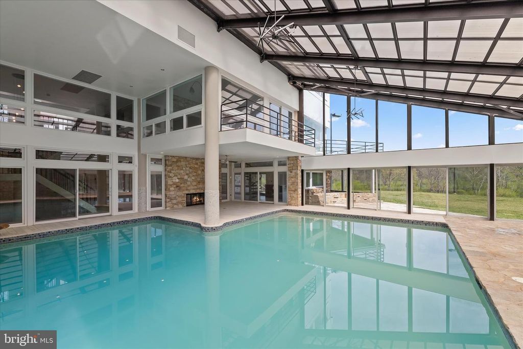 Image 80 of property listing at 11802 FARSIDE RD, Ellicott City, MD 21042