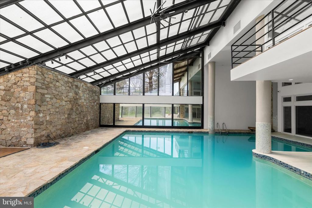 Image 82 of property listing at 11802 FARSIDE RD, Ellicott City, MD 21042