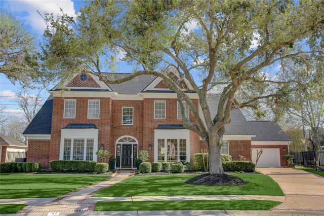 51 Dartmoor Court, Sugar Land, TX 77479