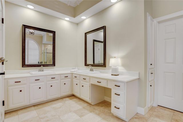 51 Dartmoor Court, Sugar Land, TX 77479