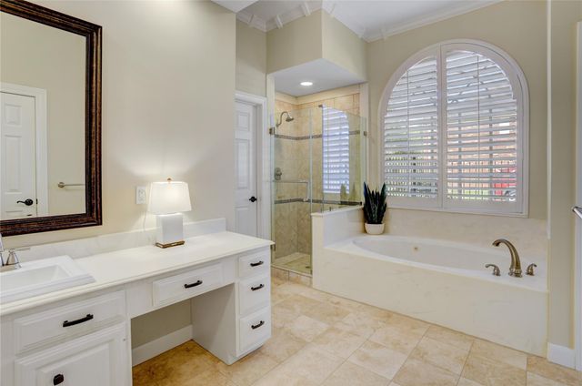 51 Dartmoor Court, Sugar Land, TX 77479