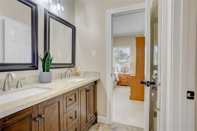 51 Dartmoor Court, Sugar Land, TX 77479