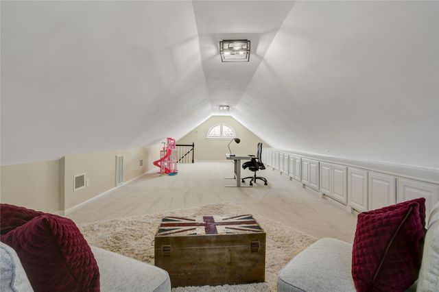 51 Dartmoor Court, Sugar Land, TX 77479