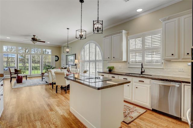 51 Dartmoor Court, Sugar Land, TX 77479