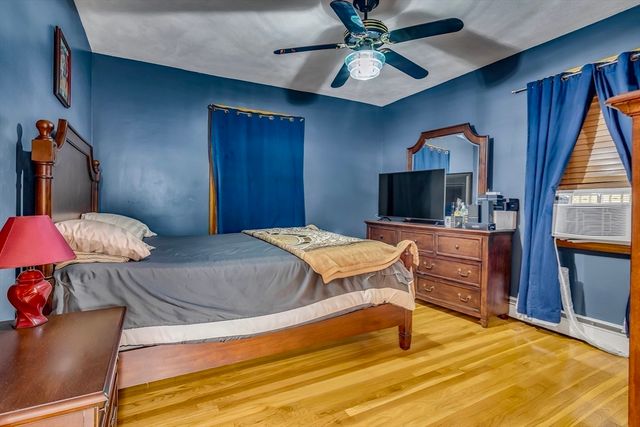 38 Barrett St, Revere, MA 02151