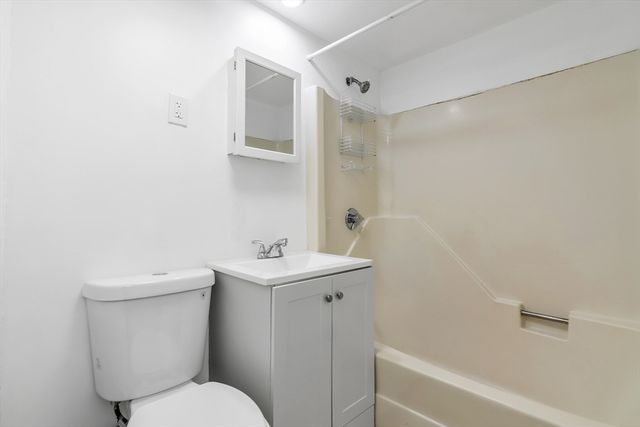 38 Barrett St, Revere, MA 02151