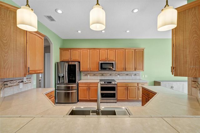 1166 CAMBRIA BEND, Kissimmee, FL 34759