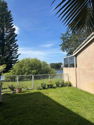 7762 Oak Grove Circle, Lake Worth, FL 33467