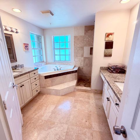 7762 Oak Grove Circle, Lake Worth, FL 33467