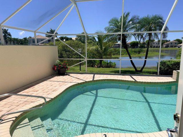 7762 Oak Grove Circle, Lake Worth, FL 33467