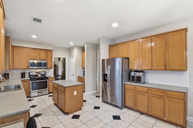 6903 Maid Stone Drive, Pasadena, TX 77505