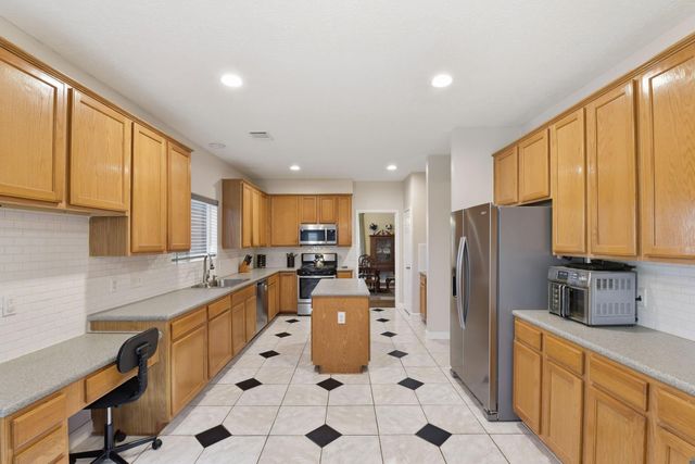 6903 Maid Stone Drive, Pasadena, TX 77505