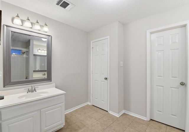 6903 Maid Stone Drive, Pasadena, TX 77505