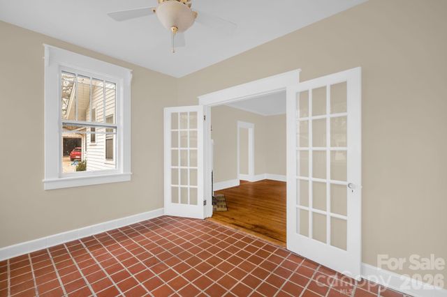 1820 S Park Drive, Reidsville, NC 27320